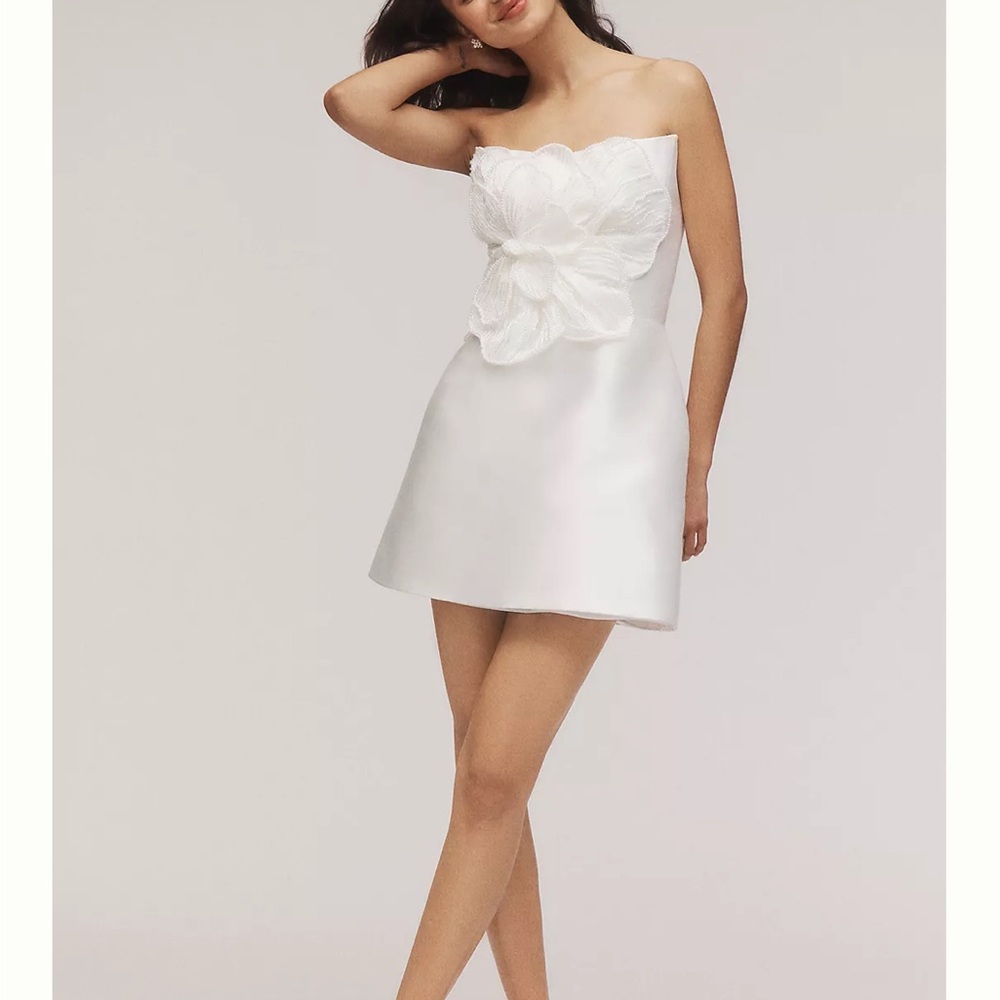 Strapless White Floral Appliqué Gown - Picture 3 of 3